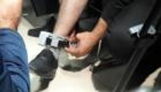 لاجئ "خطير" يفلت من مراقبة السوار الإلكتروني ويحيّر ألمانيا