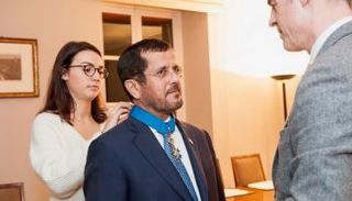 معضد حارب مغيير الخييلي سفير دولة الإمارات لدى باريس