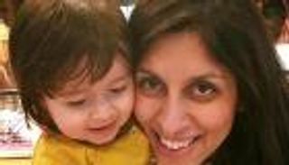 إيران تحرم البريطانية المعتقلة من رؤية طفلتها