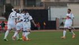سطيف يتقدم للمركز الثالث في الدوري الجزائري