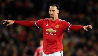 إبراهيموفيتش يقترب من رقم إستثنائي في دوري أبطال أوروبا
