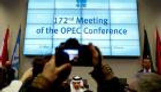 هدوء في سوق النفط قبيل اجتماع أوبك