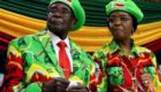 مصادر: موجابي وافق على الاستقالة مقابل الحصانة