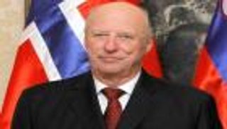 نقل ملك النرويج إلى المستشفى