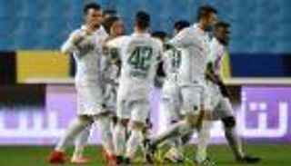 أهلي جدة يحمل الهدف المبكر مسؤولية التعادل مع التعاون