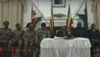 موجابي بدّل خطابه لتجنب التنحي علنا