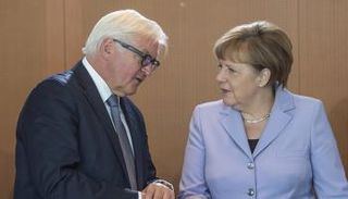 المستشارة الألمانية أنجيلا ميركل والرئيس الألماني فرانك شتاينماير