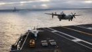 سقوط طائرة تابعة للبحرية الأمريكية على متنها 11 شخصا في بحر الفلبين