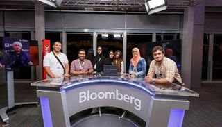 مشاركون في برنامج القيادات الإعلامية العربية الشابة