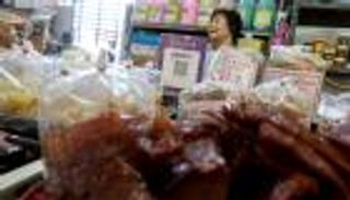 في تايلاند.. هاتفك يغنيك عن حمل المال