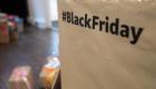 بالصور.. يوم التسوق العالمي.. الجمعة السوداء أحيانا "بيضاء"