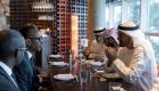 محمد بن زايد يبحث مع رئيس رواندا تطوير العلاقات بين البلدين