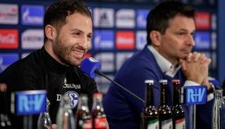 مدرب شالكه يحذر من الاستهانة بدورتموند في ديربي الرور