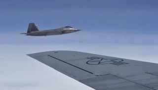 مقاتلات اف-22