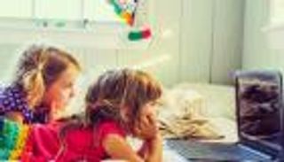 التلفزيون لـ90 دقيقة يوميا يصيب الأطفال بالسمنة