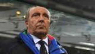 تقارير .. مدرب فضيحة إيطاليا يقترب من "البريمييرليج"