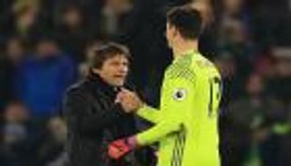 كونتي يطلب إدارة تشيلسي بتحصين كورتوا