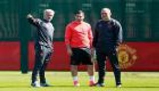 مورينيو يشرح أسباب تجميد مختاريان 