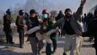 مقتل 6 باكستانيين في مواجهات مع الشرطة