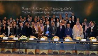 جانب من مؤتمر المعارضة السورية في العاصمة الرياض