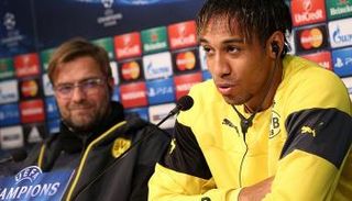 دورتموند يضع شرطا للموافقة على رحيل أوباميانج صوب ليفربول 