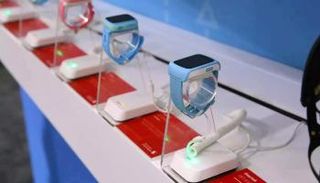 ساعات ذكية لحماية الأطفال من التعرض للإعتداءات داخل المدارس بالصين 