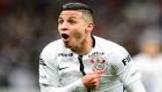 إشبيلية ينهي إجراءات التعاقد مع مدافع كورينثيانز