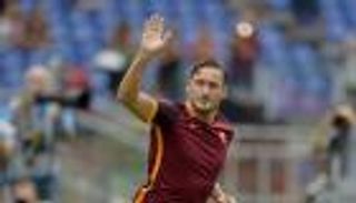 رونالدو الثغرة الوحيدة في مسيرة توتي