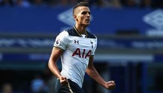 لاميلا المنحوس يعود لدكة توتنهام بعد غياب 13 شهرا