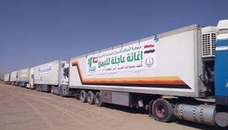 الشاحنات لدى وصولها اليمن