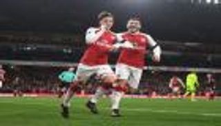 أرسنال يواصل صحوته ويهزم هدرسفيلد بخماسية