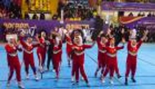 إيران تجبر تايلاندي على التنكر في زي النساء ثم تقبض عليه..