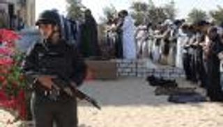 بالصور.. شيخ الأزهر يحقق أمنية "أم الشهداء" في روضة سيناء