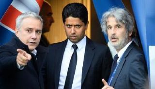 ناصر الخليفي ومدير التسويق بالنادي مايكل ميمران