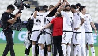 لاعبو الجزيرة 