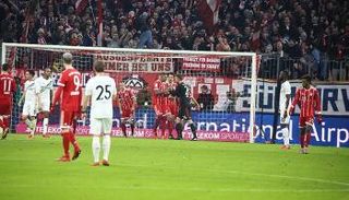 3 دقائق مثيرة في مواجهة بايرن ميونيخ وهانوفر