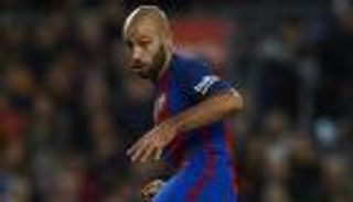 تقارير.. أومتيتي يبقي ماسكيرانو مع برشلونة