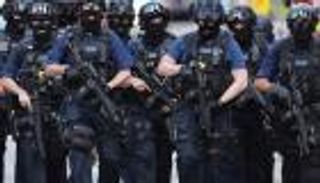 "الكوماندوز" البريطانية تؤمن احتفالات الكريسماس خشية هجمات إرهابية