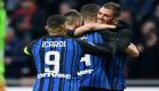 إنتر يعتلي صدارة الكالتشيو بخماسية فيرونا