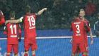 فرانكفورت يقلب تأخره إلى فوز في البوندسليجا