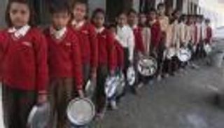 مدرسة هندية نموذجية.. تواصل عامين بلا إجازات