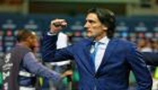 مرتضى منصور: نيبوشا سيعمل وحيدا مع الزمالك