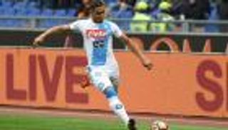 غلام يزيد الغموض حول مستقبله مع نابولي