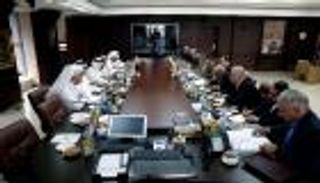 استمرار التغلغل الإيراني في قطر بسبب تعنت الحمدين