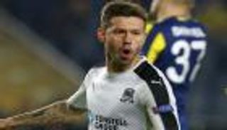 الروسي سمولوف يعرض خدماته مجانا على ريال مدريد