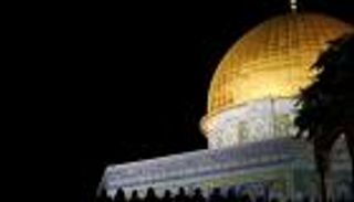 بطاركة ورؤساء الكنائس بالقدس يحذرون من نقل سفارة أمريكا