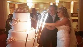 مصطفى فهمي يحتفل بزفافه