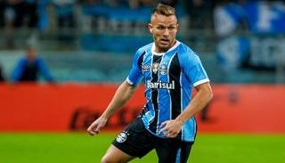 جريميو البرازيلي يفتقد أبرز نجومه في مونديال الأندية 