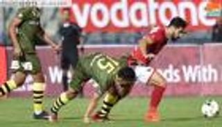 الأهلي يواصل انتصاراته ويقترب من صدارة الدوري المصري