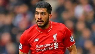 لاعب ليفربول الإنجليزي